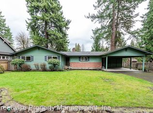 18940 Old River Dr, West Linn, OR