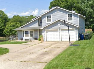 3724 Trail Rd, Lawrence, KS 66049