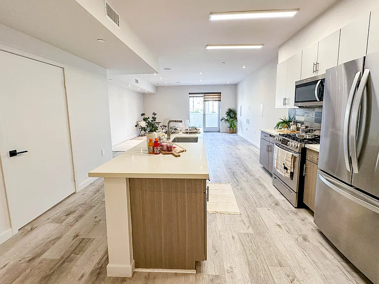 Legacy Tamarind Apartments — Photo 33
