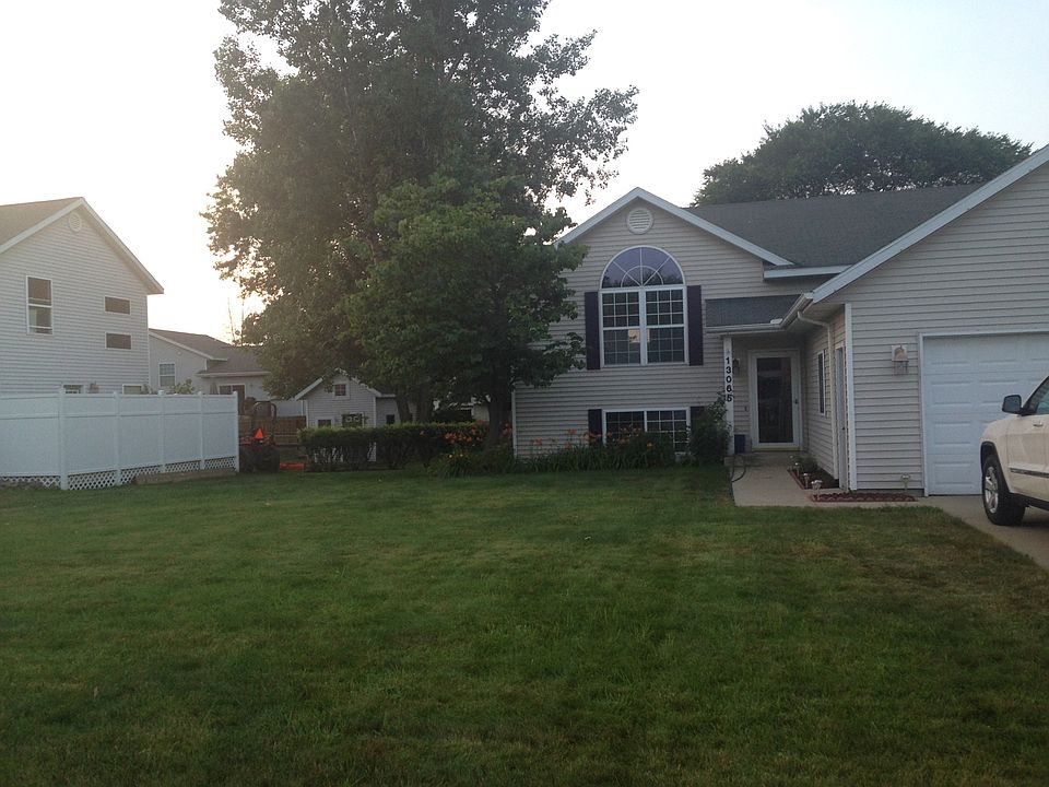 1st image of 13065 Thistlewood Ln