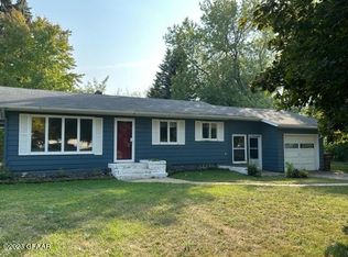 812 Washington Ave, Northwood, ND 58267