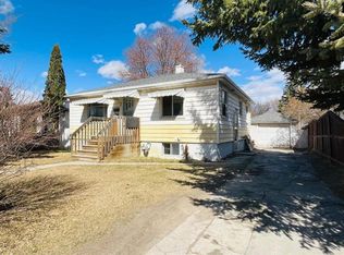 428 S 32nd Ave NW, Calgary, AB T2M2P9