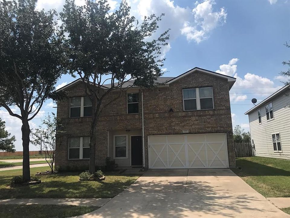 1st image of 21927 Silverfield Park Ln