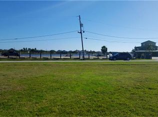 1042 19th St, San Leon, TX 77539