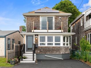 83 Edgewater Dr, Quincy, MA 02169