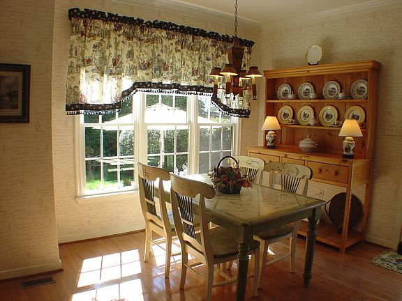 Breakfast Nook