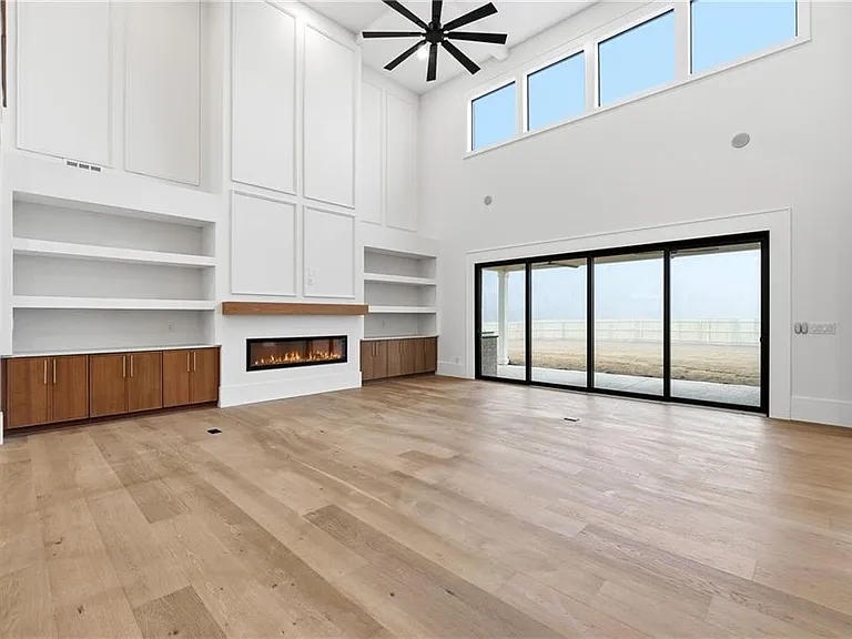 2718 Kilgore Rd — Photo 8