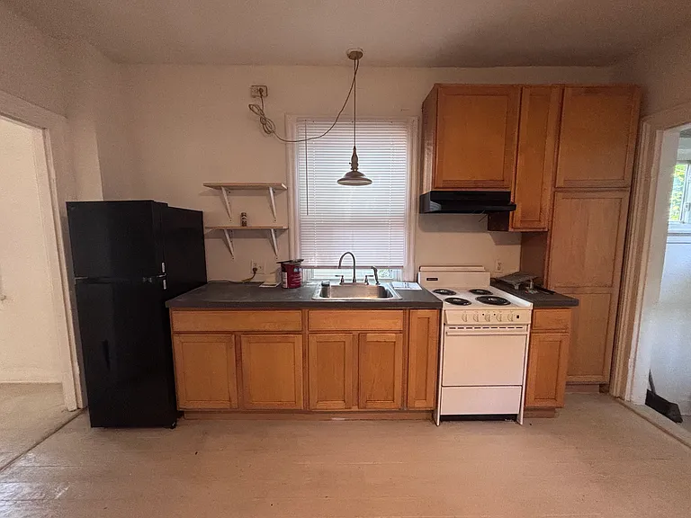 711 China St — Photo 4
