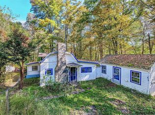 14 Sgt Richard Quinn Dr, Woodstock, NY 12498