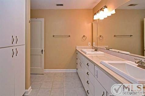 5th image of 153 Claywell Dr