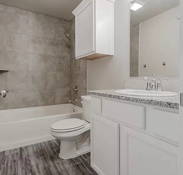 1912 County Road 1118 — Photo 5