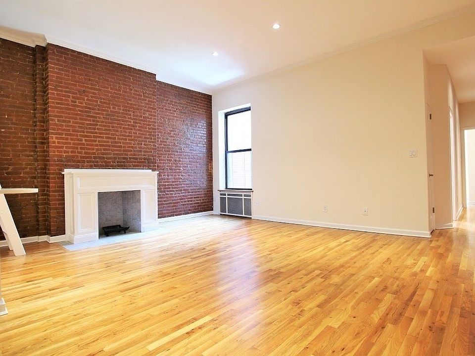 1st image of 32 W 75th St #2R