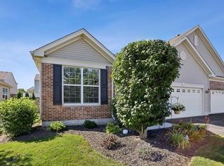 8104 Arlington Ln, Joliet, IL 60431