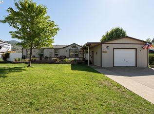 184 SE Cordelia Dr, Myrtle Creek, OR 97457