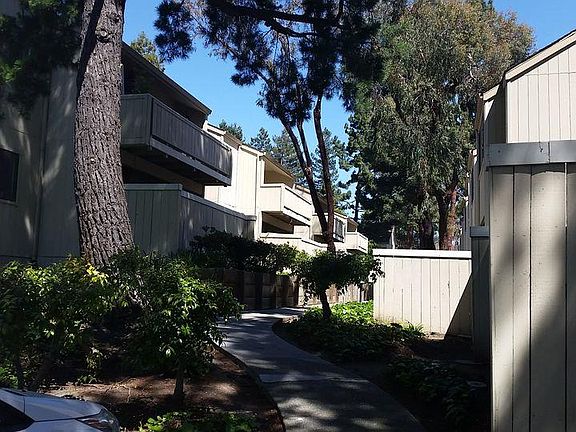 4th image of 3009 Kaiser Dr Unit D