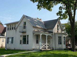 1504 Mississippi St, La Crosse, WI 54601