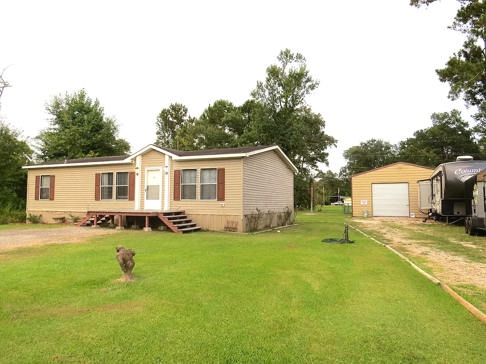 8800 Cedar Dr