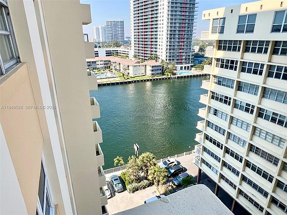4th image of 1833 S Ocean Dr APT 1109