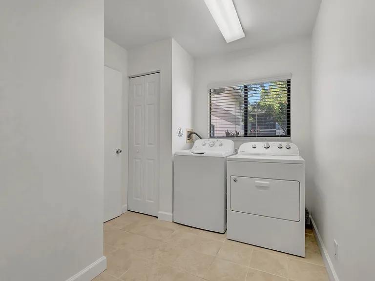 15364 Lakes Of Delray Blvd #45 — Photo 40