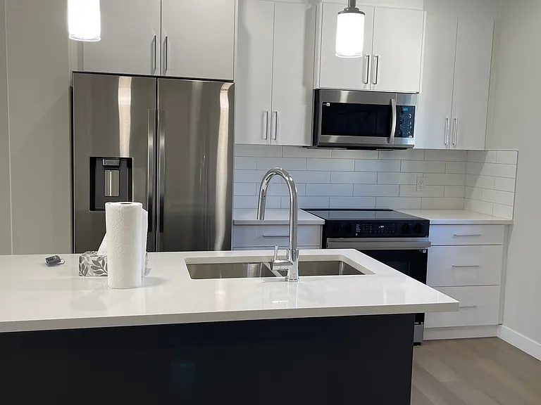 120 Bluff Cv — Photo 13