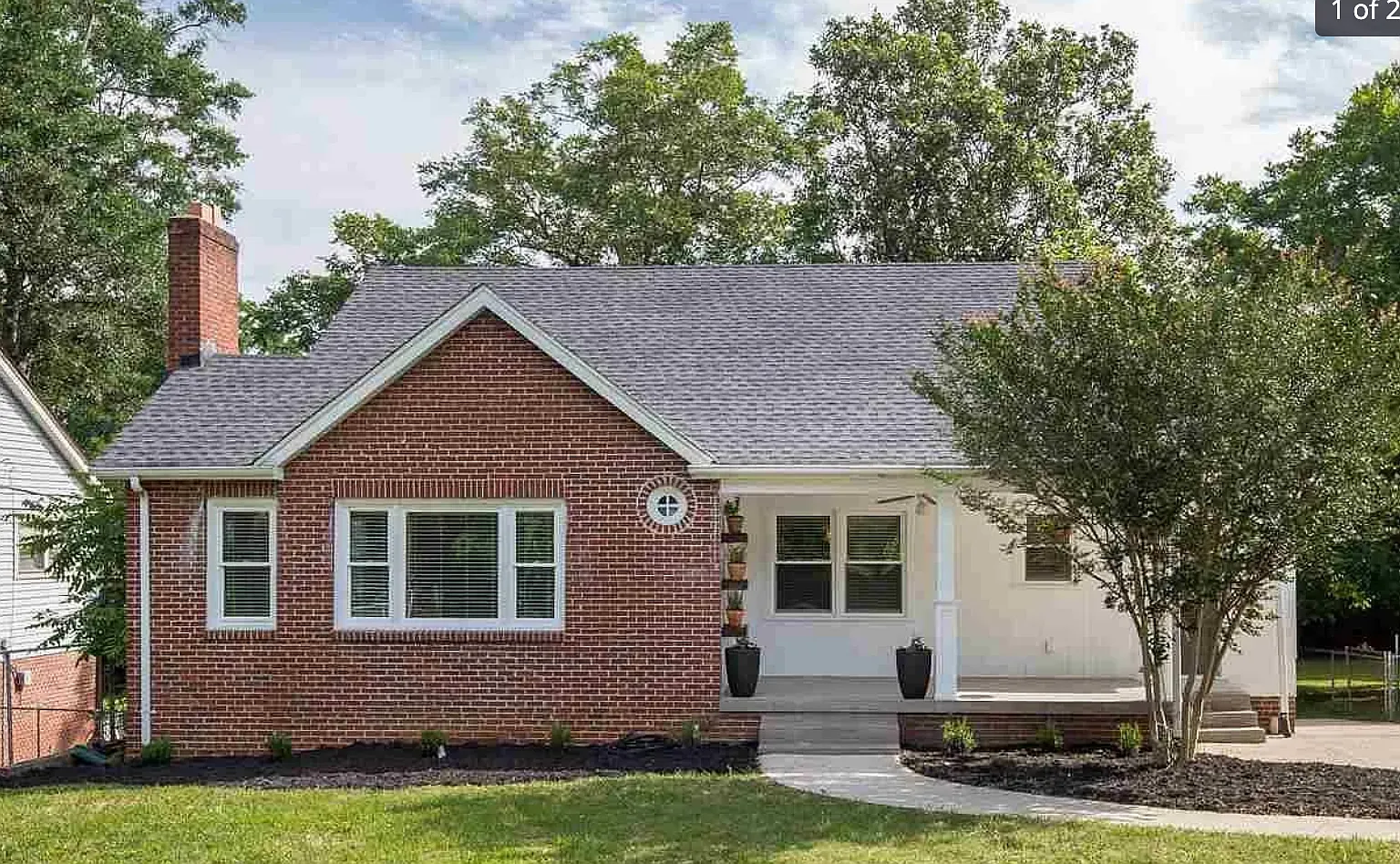 2 bed, 1267 sqft, $1,950 — Photo 1