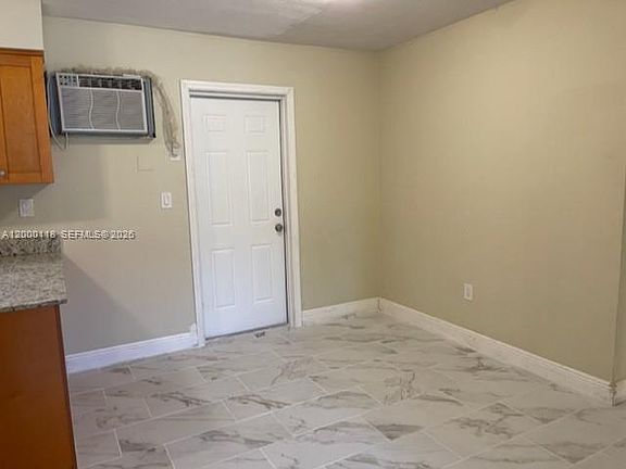 3rd image of 7601 Venetian St #1-4
