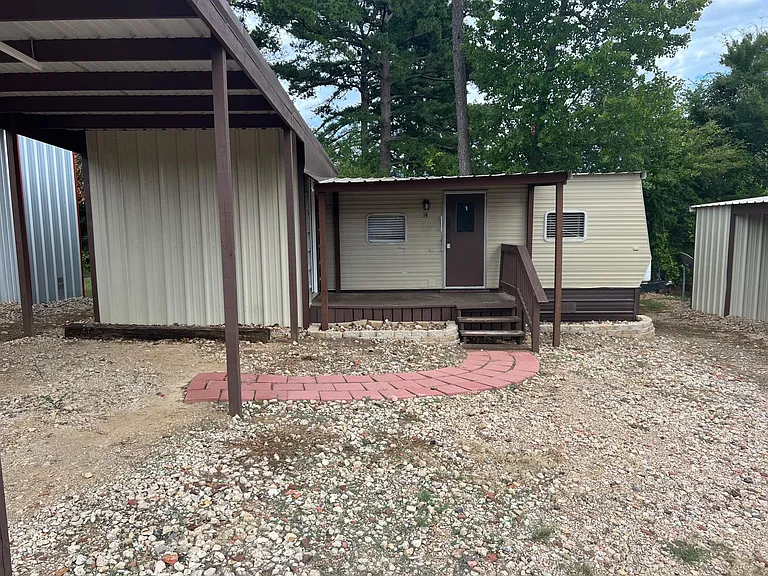 2624 FM 346 N — Photo 15