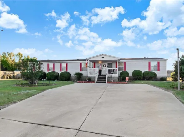 4305 Chinook Rd, Wilson, NC 27893