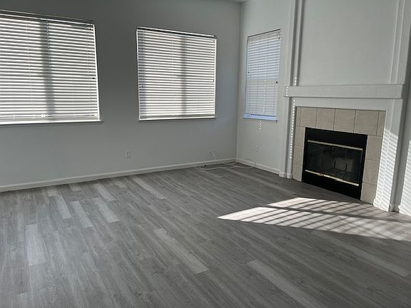 5th image of 10604 Willow Glen Cir