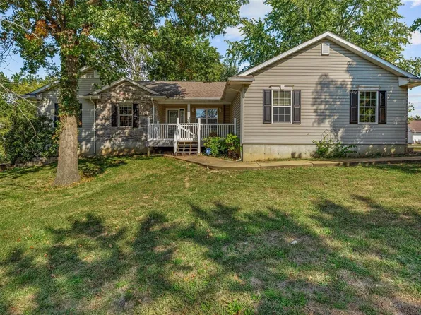 31 Pheasant Dr, Farmington, MO 63640