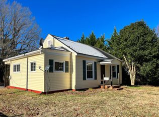 702 Boyd St, Chase City, VA 23924