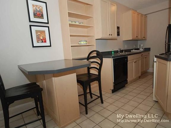 3rd image of 1028 E Juneau Ave APT 229