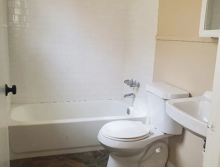 4321C Hain St — Photo 7