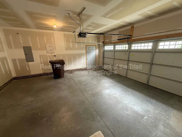 5741 Marblehead Dr — Photo 16