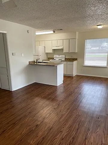 3208 Matthews Dr — Photo 13