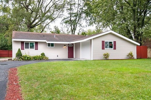 1st image of 117 Cypress Dr