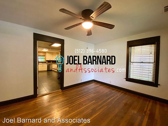 4th image of 806 Barbara Dr