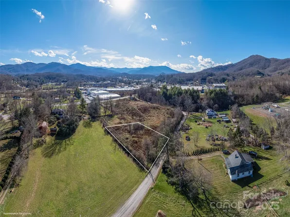 0 Calhoun Rd, Waynesville, NC 28786