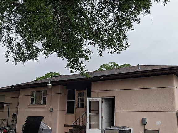 4th image of 810 W Peninsular St