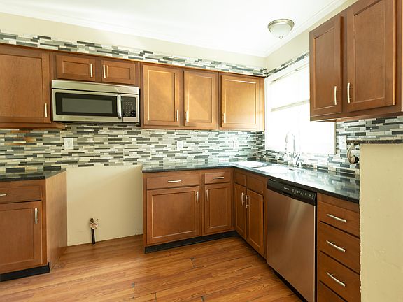 5th image of 1337 Hathaway Dr