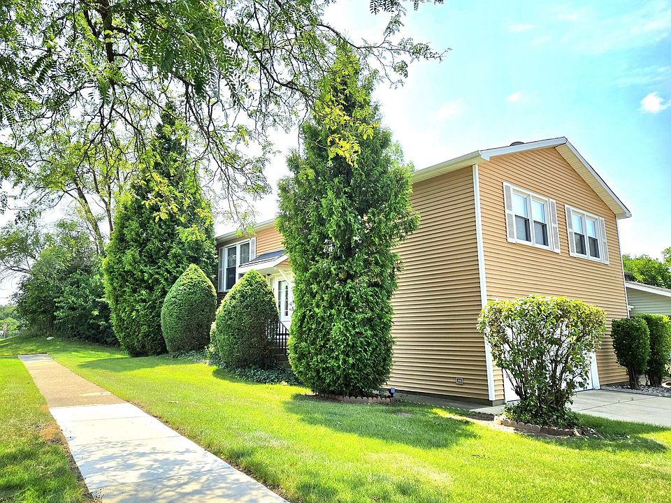 1st image of 371 Thorncliffe Dr
