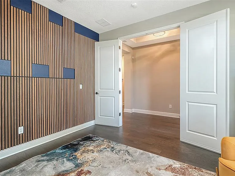 16905 Sweetwater Village Dr — Photo 9