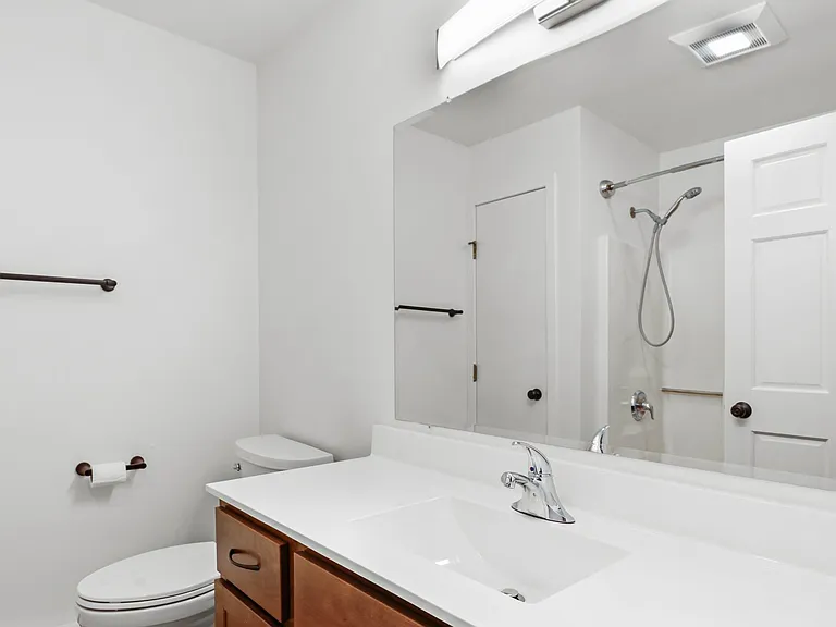 493 S Perry Pkwy — Photo 20