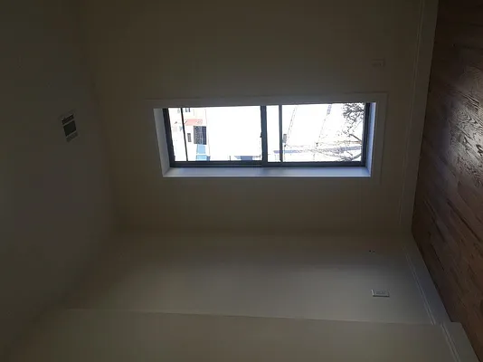 Rented by At Home Realty NY LLC | media 32