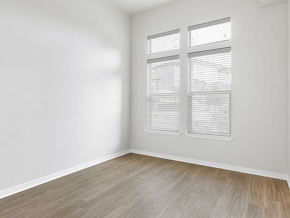 3rd image of 14770 Orchard Pkwy #1-432