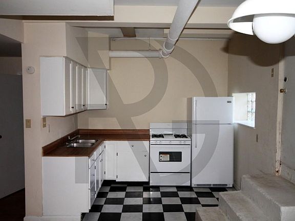 2nd image of 3933 N Janssen Ave #3937-GDN