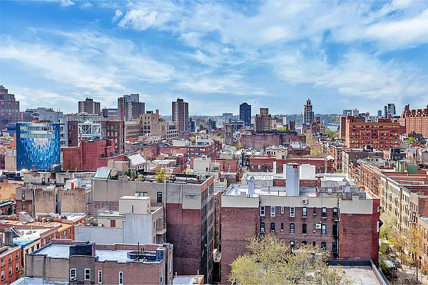 Rented by Douglas Elliman | media 22