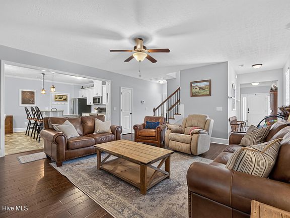 2nd image of 4408 Raleigh Drive