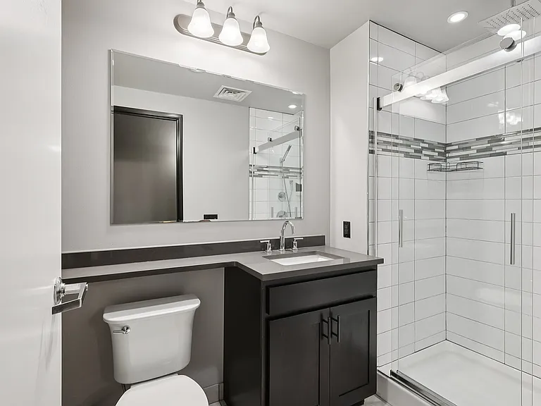 40-web-or-mls-1627 Penn Ave Unit 1003-S2409-013