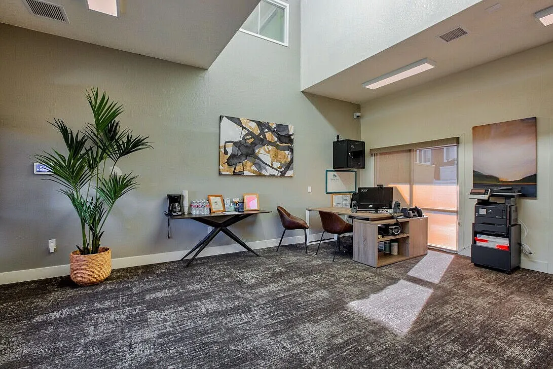 Willow Glen Apartments — Photo 2